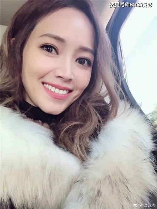 沈奕斐吃瓜侯佩岑,揭秘娱乐圈背后的故事