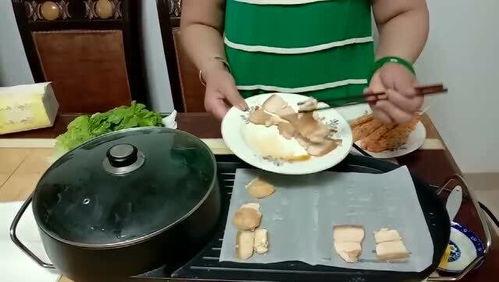 瓜妹吃烤肉视频,美味瞬间,欢乐无限