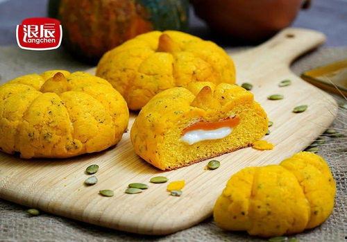 吃瓜玩面包,揭秘美食界的趣味碰撞